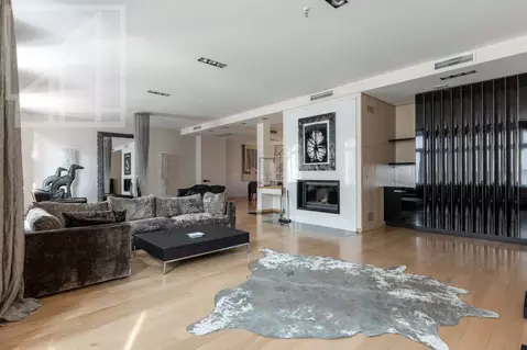 3-к кв. Москва Трубниковский пер., 8/15 (265.0 м)