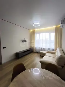 2-к кв. Тюменская область, Тюмень ул. Тимирязева, 8к1 (60.0 м)