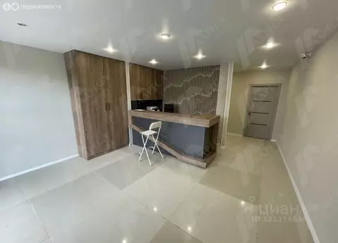 Помещение свободного назначения (1700 м)