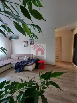 3-к кв. Самарская область, Самара Коммунистическая ул., 10 (63.0 м)