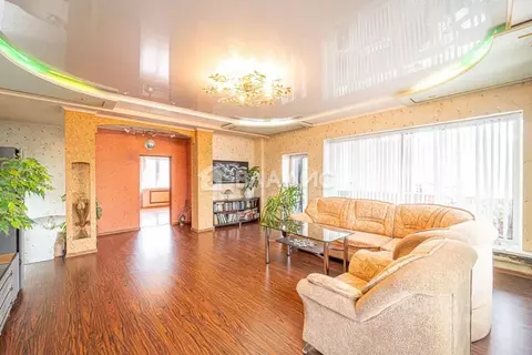 Дом в Пермский край, Пермь ул. Александра Чекалина, 32 (217 м)