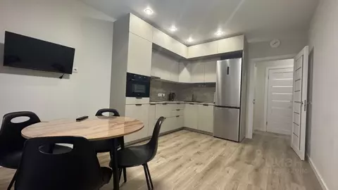 2-к кв. Санкт-Петербург Большой Сампсониевский просп., 77 (72.0 м)