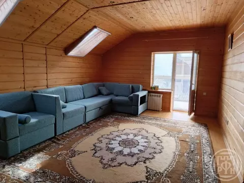 Дом в Ленинградская область, Ломоносовский район, Виллозское городское ...