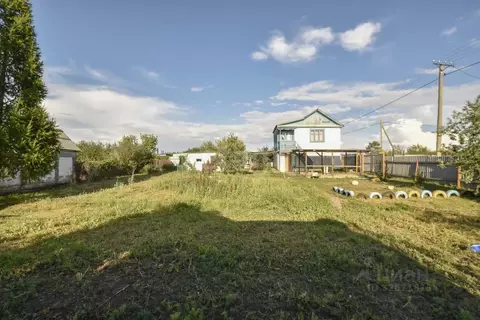 Дом в Оренбургская область, Оренбургский район, Ивановский сельсовет, ...