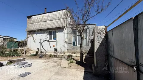 Дом в Крым, Сакский район, Суворовское с/пос, Строитель СНТ ул. 5-я ...