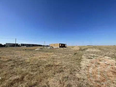 Участок в Крым, Евпатория городской округ, Новоозерное пгт  (5.2 сот.)