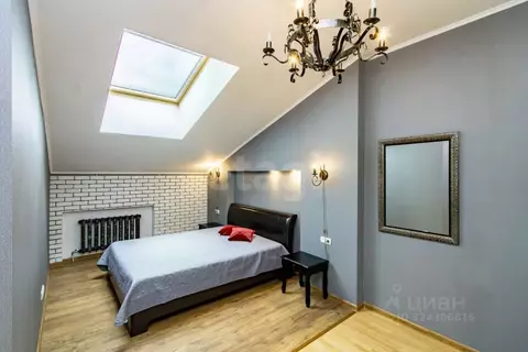 3-к кв. Тюменская область, Тюмень ул. Хохрякова, 10 (98.8 м)