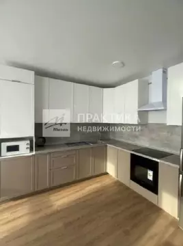 Продается 3-комнатная квартира