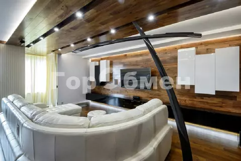 Продается 4-комнатная квартира