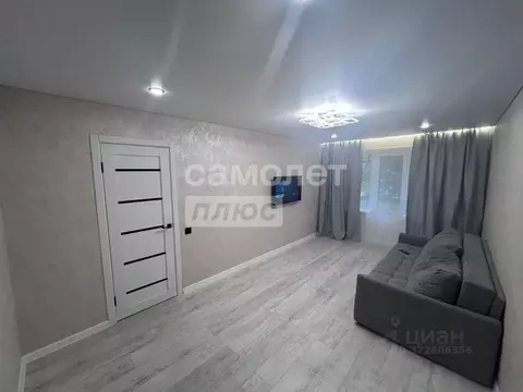 1-к кв. Челябинская область, Челябинск ул. Салавата Юлаева, 3 (33.3 м)