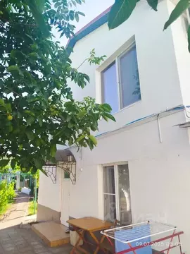 Дом в Крым, Сакский район, Штормовское с/пос, с. Поповка ул. Морская, ...