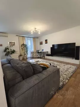 2-к кв. Омская область, Омск ул. 70 лет Октября, 15/1 (64.1 м)