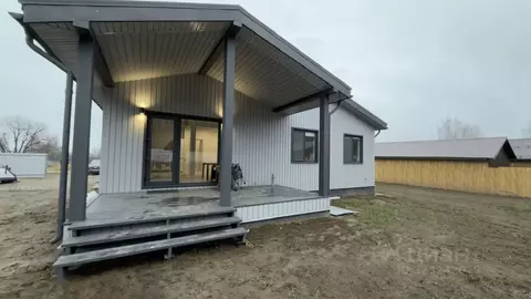 Дом в Брянская область, Жуковский муниципальный округ, с. Белоголовль  ...