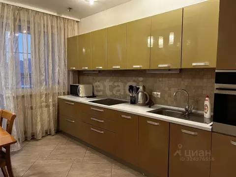 3-к кв. Новосибирская область, Новосибирск Военная ул., 18 (90.0 м)