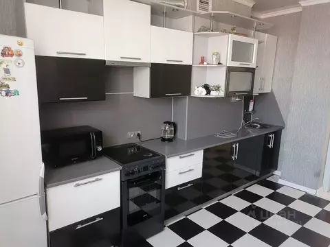 2-к кв. Тюменская область, Тюмень ул. Станислава Карнацевича, 1 (54.0 ...