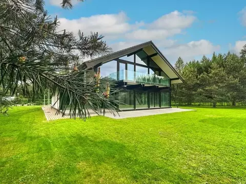 Дом в Ленинградская область, Всеволожский район, Бугровское городское ...