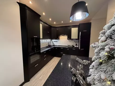 2-к кв. Московская область, Королев Пионерская ул., 30к10 (75.0 м)