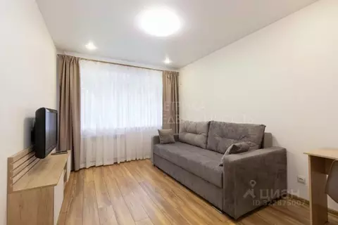 2-к кв. Тюменская область, Тюмень ул. Мельникайте, 64 (42.5 м)