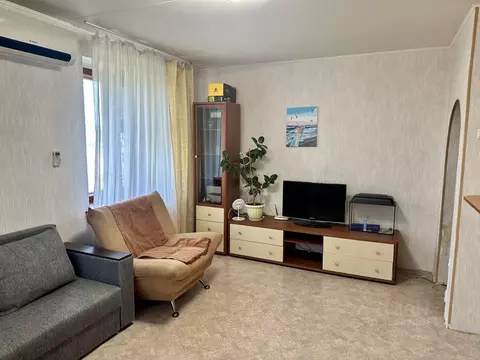 2-к кв. Самарская область, Тольятти 16-й кв-л, бул. Цветной, 12А (46.3 ...