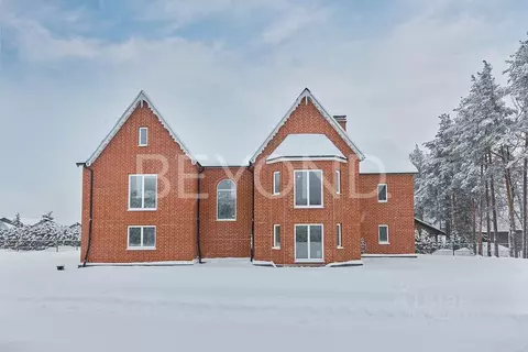 Дом в Ленинградская область, Выборгский район, Первомайское с/пос, ...