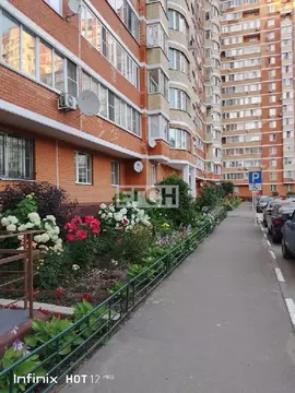 Продается 4-комнатная квартира