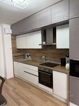 3-к кв. Свердловская область, Екатеринбург ул. Бакинских Комиссаров, ...