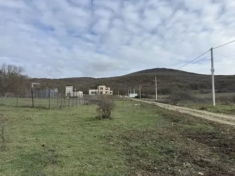 Участок в Севастополь с. Россошанка, ул. Таврическая (10.0 сот.)