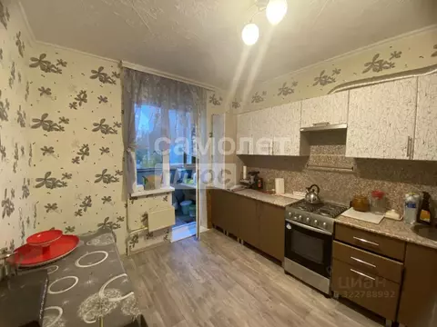 4-к кв. Самарская область, Сызрань просп. 50 лет Октября, 87 (70.1 м)