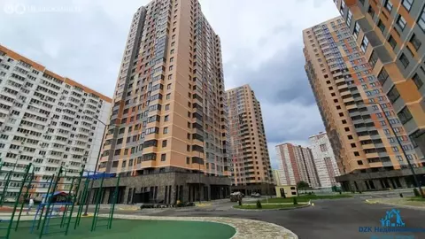 2-комнатная квартира: Краснодар, улица имени Снесарева, 8 (64 м)