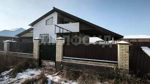 Дом в Хакасия, Усть-Абаканский район, с. Калинино ул. Добрая (230 м)