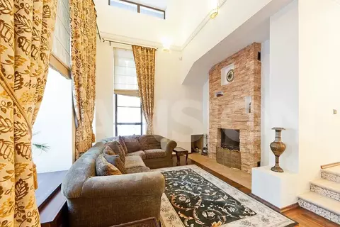 Дом в Московская область, Одинцовский городской округ, пос. Барвиха, ...