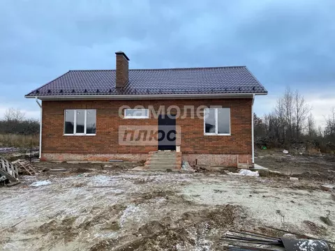 Дом в Курская область, Курский район, Клюквинский сельсовет, д. Долгое ...