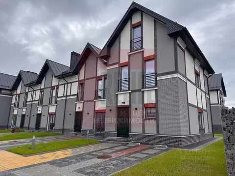 Таунхаус в Калининградская область, Пионерский Октябрьская ул., 10В ...