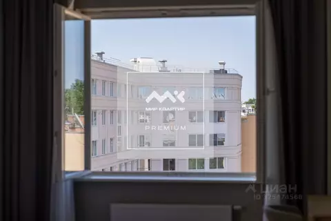 3-к кв. Санкт-Петербург Смольный просп., 17 (103.0 м)