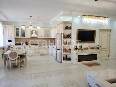 Дом в Ставропольский край, Ессентуки ул. 70 лет Победы (196 м)