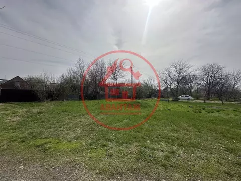 Участок в Краснодарский край, Новокубанск ул. Третьего Интернационала, ...