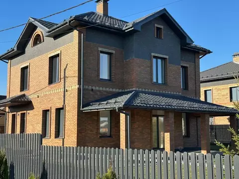 Дом в Москва д. Шарапово, Лужайкино кп,  (220 м)