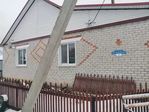 Дом в Тюменская область, Казанский муниципальный округ, пос. Большая ...