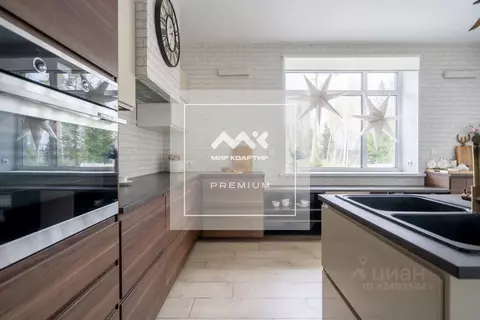 Дом в Ленинградская область, Всеволожский район, Куйвозовское с/пос, ...