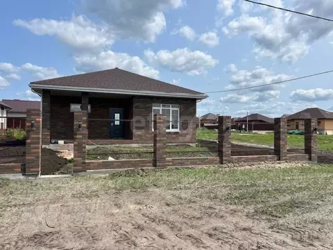 Дом в Белгородская область, Старый Оскол просп. Александра Невского, ...