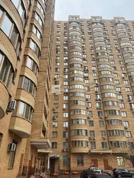 Продается 3-комнатная квартира