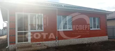 Дом в Воронежская область, Новоусманский район, Никольское с/пос, пос. ...