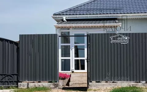 Дом в Башкортостан, Абзелиловский район, с. Красная Башкирия ул. ...