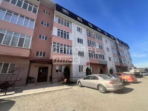 2-к кв. Кабардино-Балкария, Баксан Эльбрусская ул., 17к9 (85.0 м)