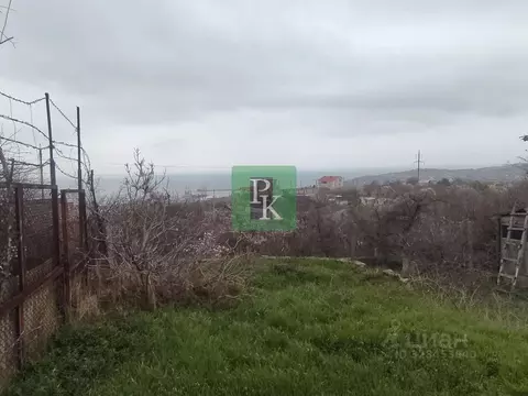 Участок в Крым, Феодосия Восход СПК, ул. Октябрьская (5.7 сот.)