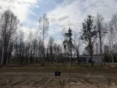 Участок в Тверская область, Конаковский муниципальный округ, Деревня ...