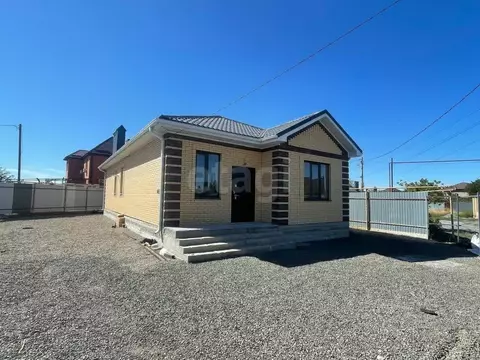 Дом в Ростовская область, Батайск Донская Чаша садовое товарищество, ...