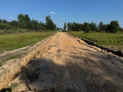 Участок в Тверская область, Калининский муниципальный округ, д. ...