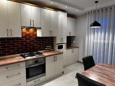 3-к кв. Калининградская область, Калининград ул. Генерала Челнокова ...