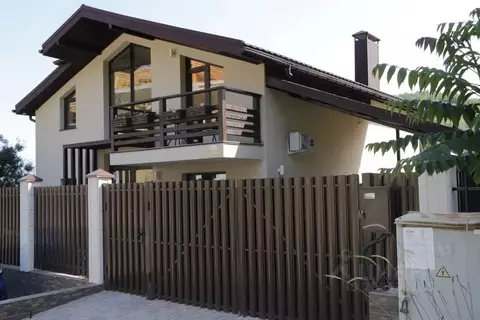 Дом в Крым, Алушта муниципальный округ, с. Лазурное ул. Головкинского, ...